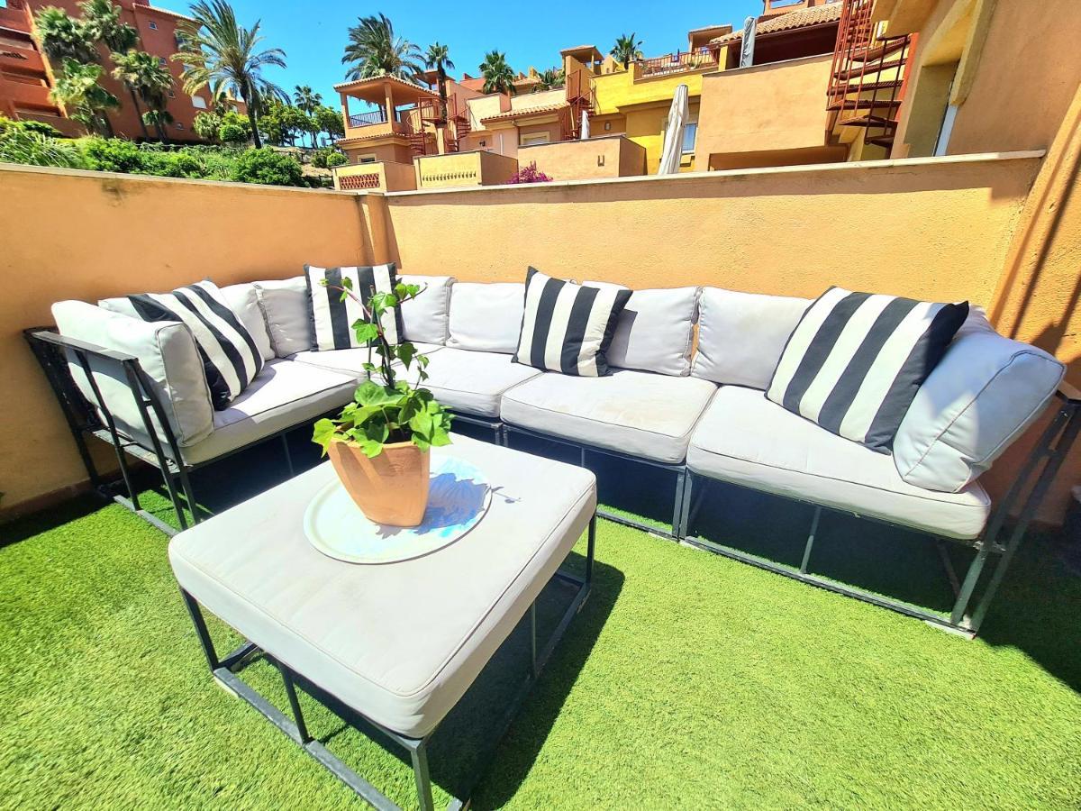 Aa Guest - Reserva De Marbella Golf Course Eco Екстериор снимка