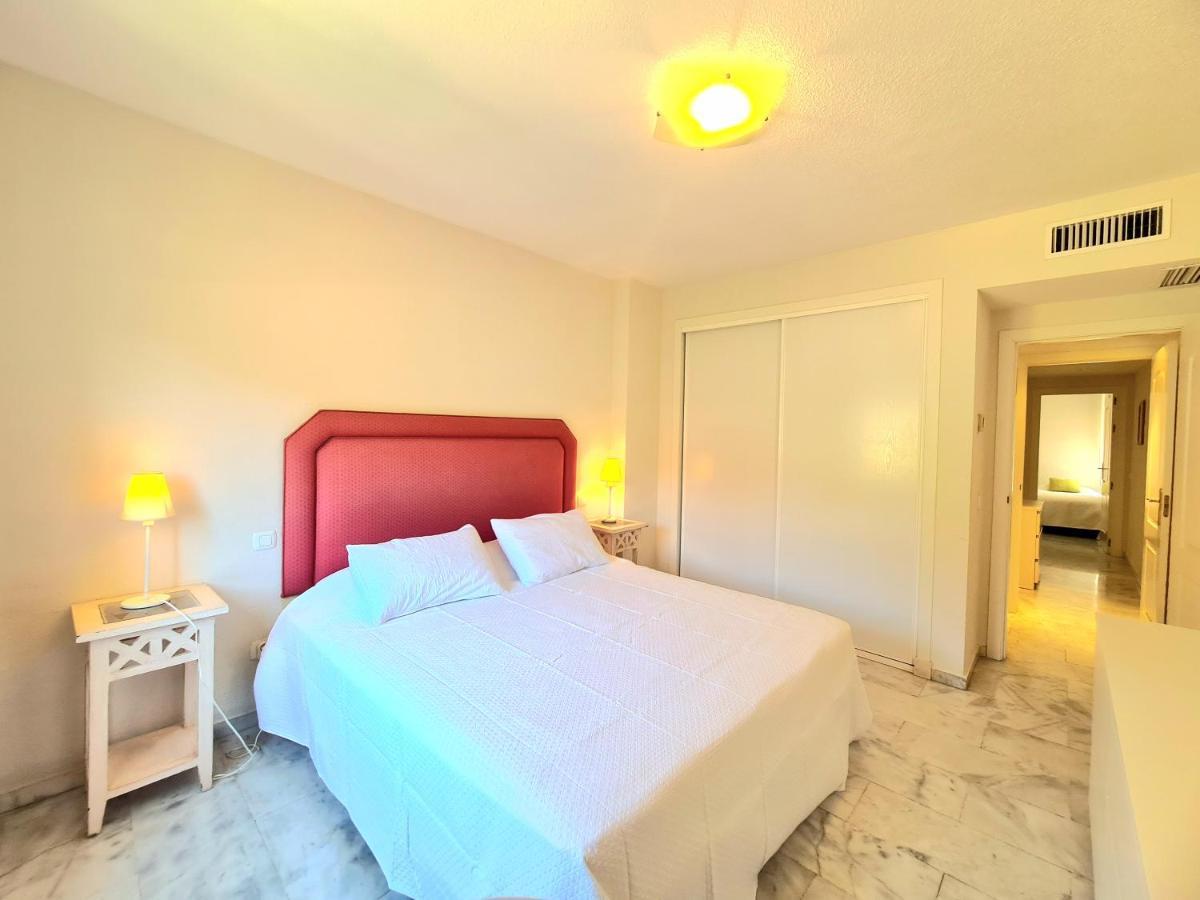 Aa Guest - Reserva De Marbella Golf Course Eco Екстериор снимка